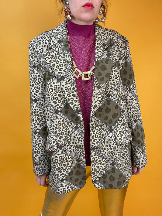 Glitzernd bedruckter Blazer mit ultracoolem Animalprint Patchwork