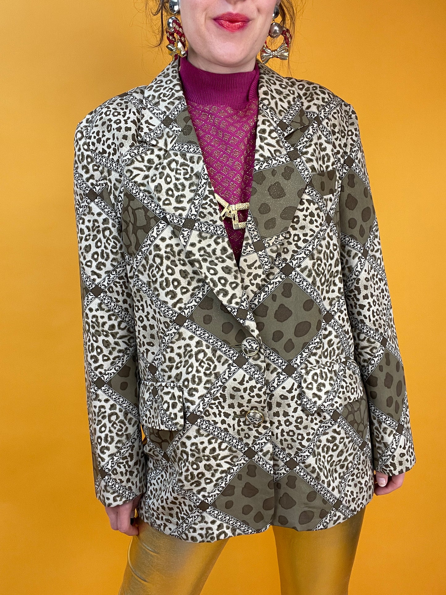 Glitzernd bedruckter Blazer mit ultracoolem Animalprint Patchwork