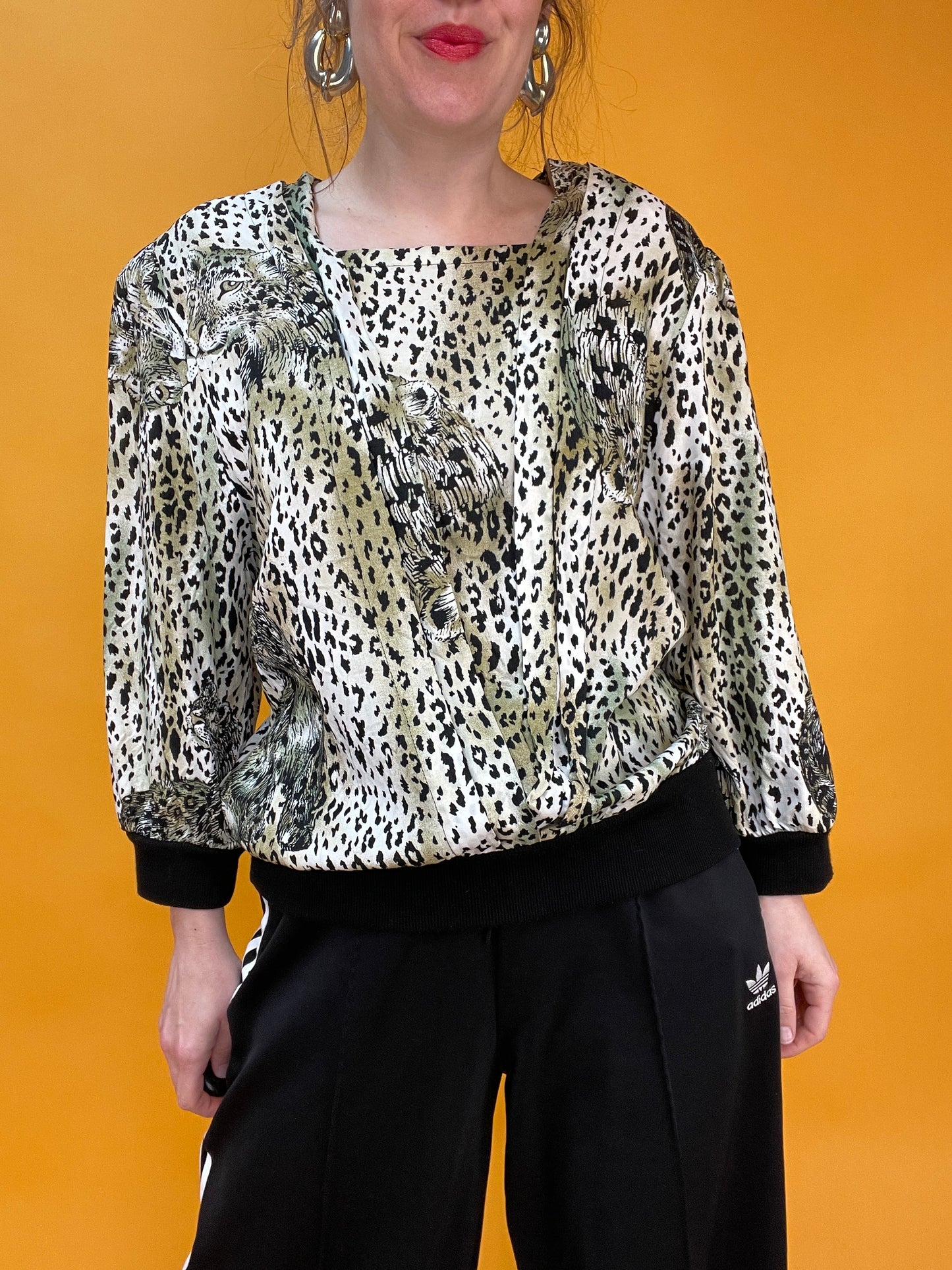 Animalprint Blusenshirt mit lässigen Rippbündchen