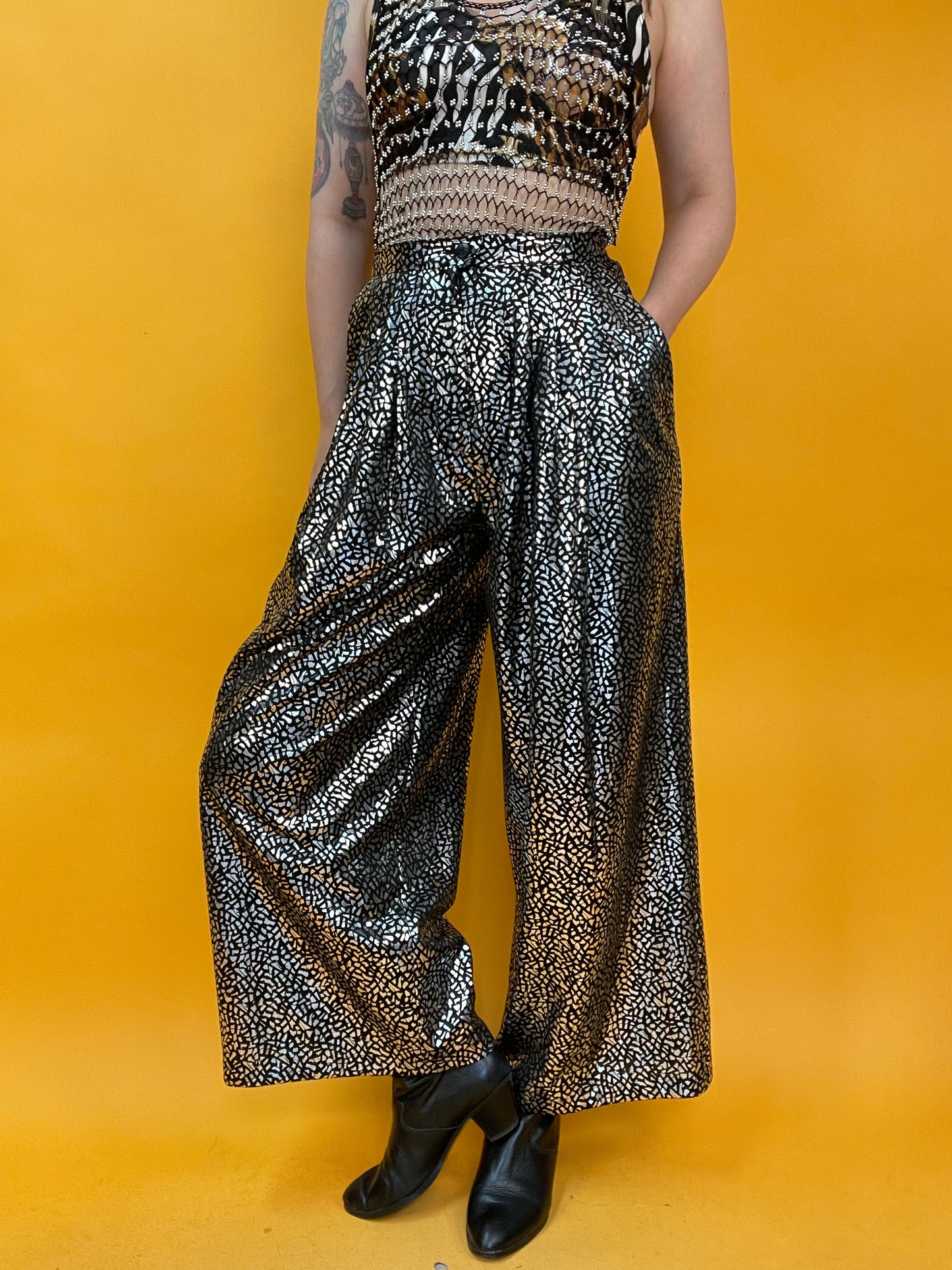Showstopper Discohose mit glänzendem silbernem Print
