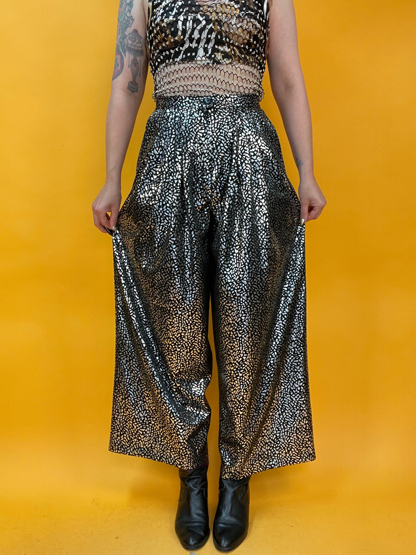Showstopper Discohose mit glänzendem silbernem Print