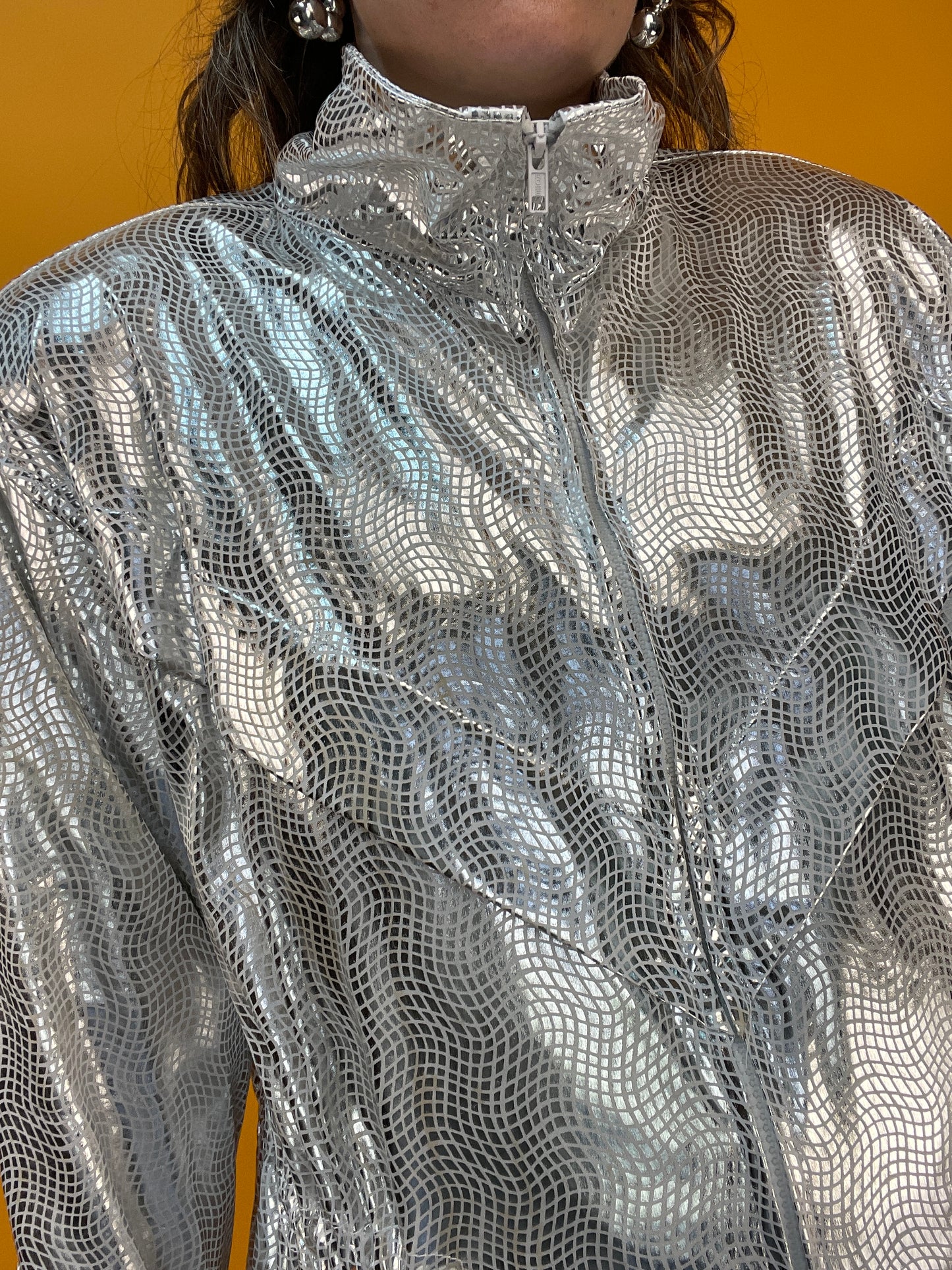 80s/90s Übergangsjacke in ultrastark glänzendem silbernem Discokugel-Print