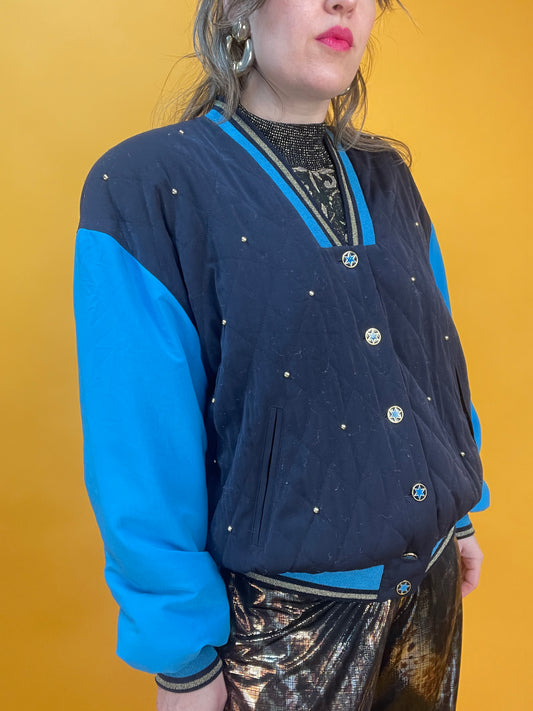 Supergemütlich wattierte Blousonjacke von Fink Modell mit Nieten und Glitzerbündchen