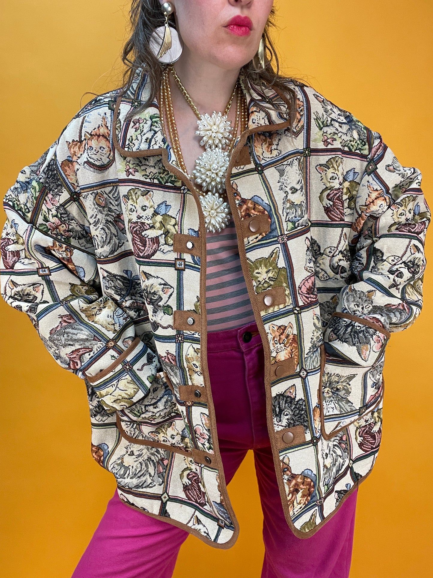 Kitschige Multimotiv-Gobelinjacke für crazy Catlovers