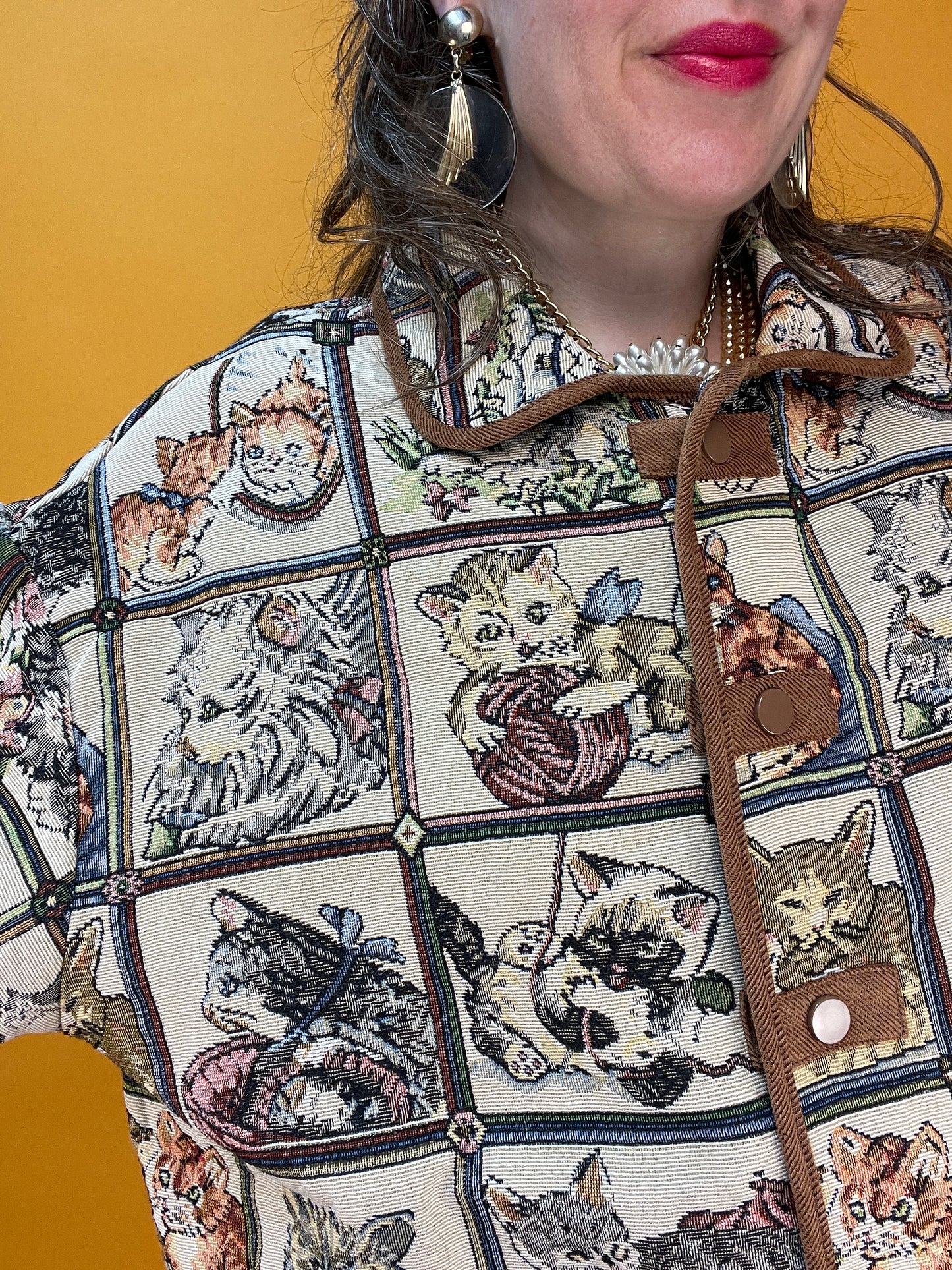 Kitschige Multimotiv-Gobelinjacke für crazy Catlovers