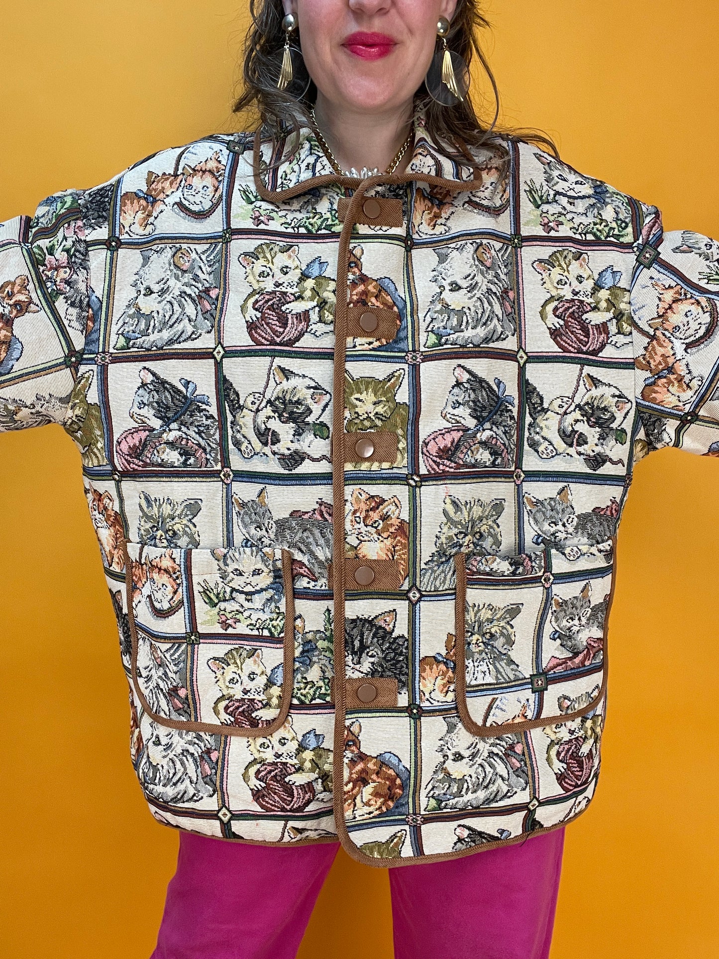 Kitschige Multimotiv-Gobelinjacke für crazy Catlovers