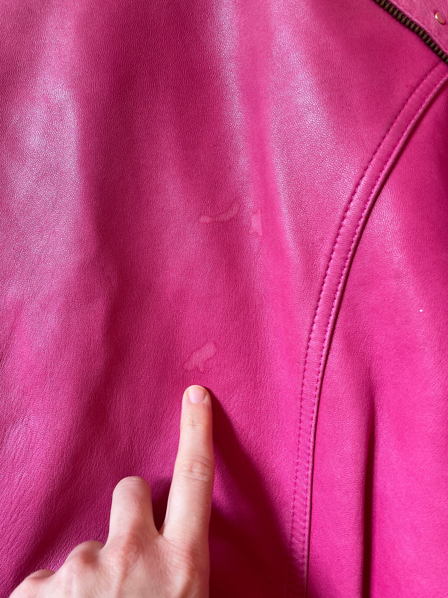 Pinke 80s/90s Lederjacke mit edgy Details