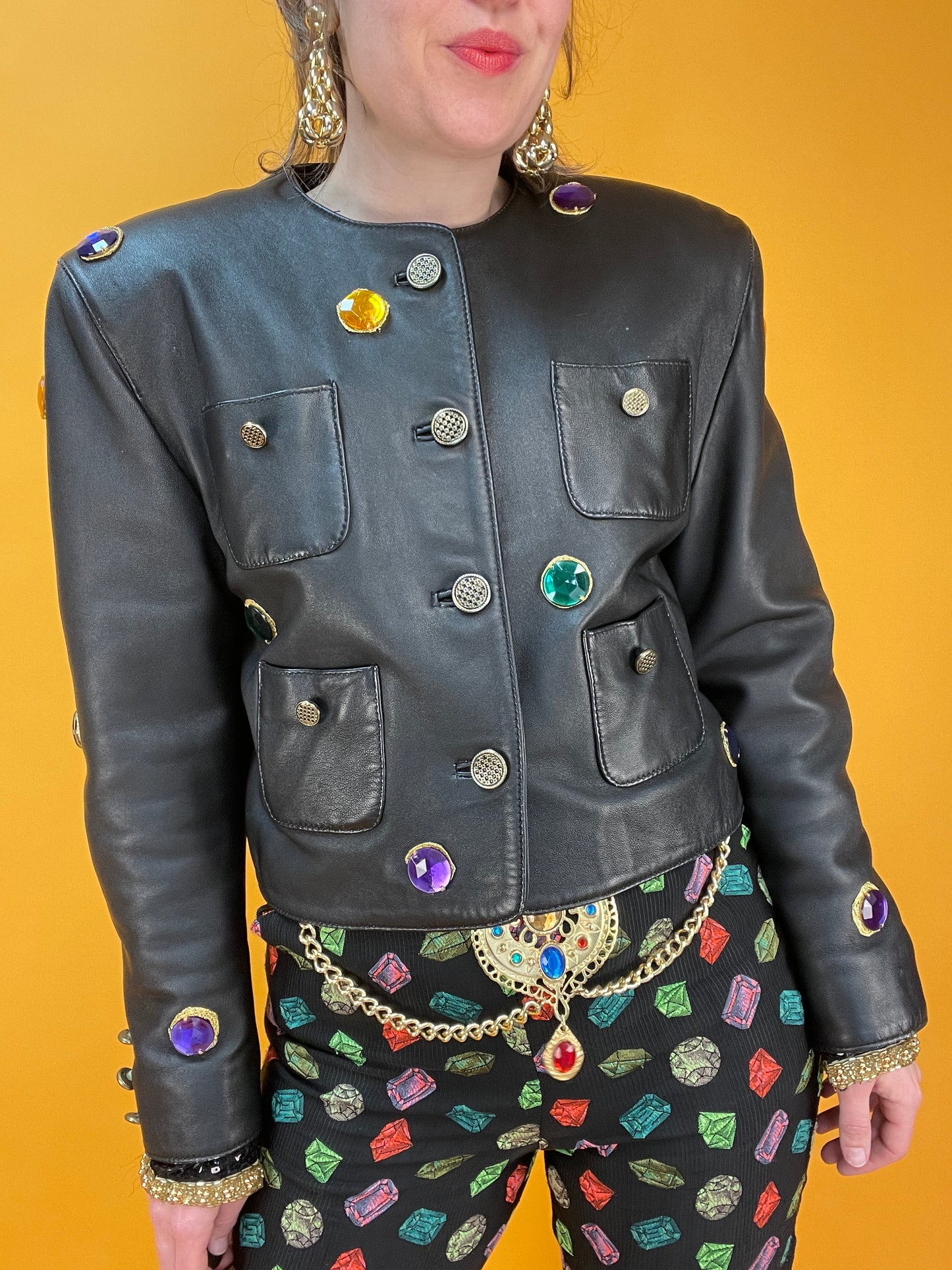 90s Lederjacke mit fettem Juwelenbesatz