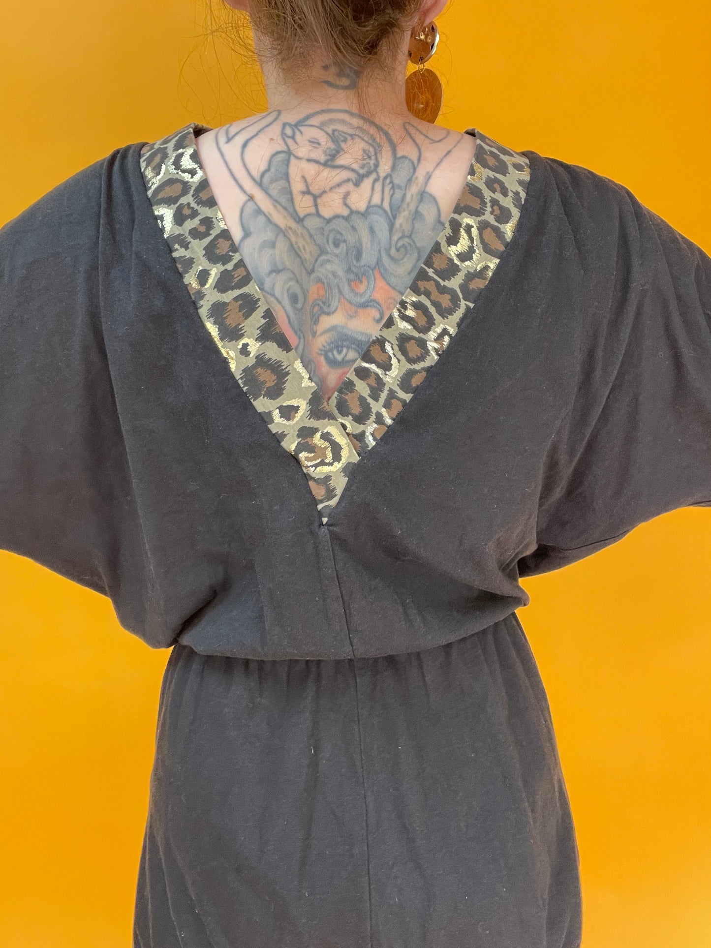 Lässiger Jumpsuit aus Jersey mit Leoparden-Golddruck