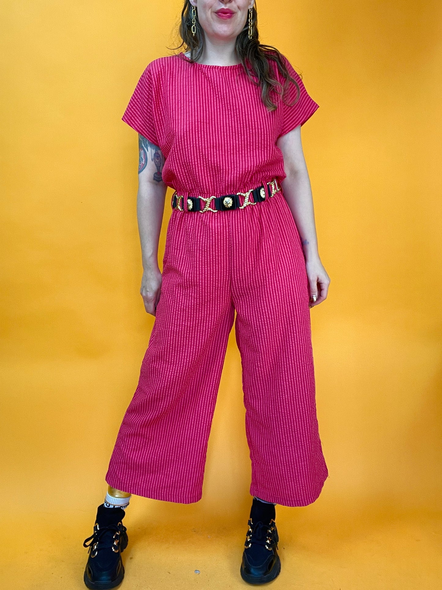 Lässiger pinker Jumpsuit mit weitem Bein