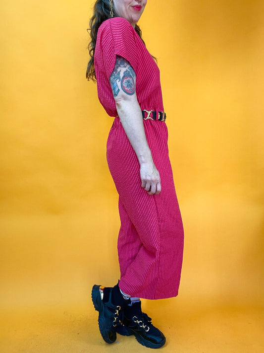 Lässiger pinker Jumpsuit mit weitem Bein