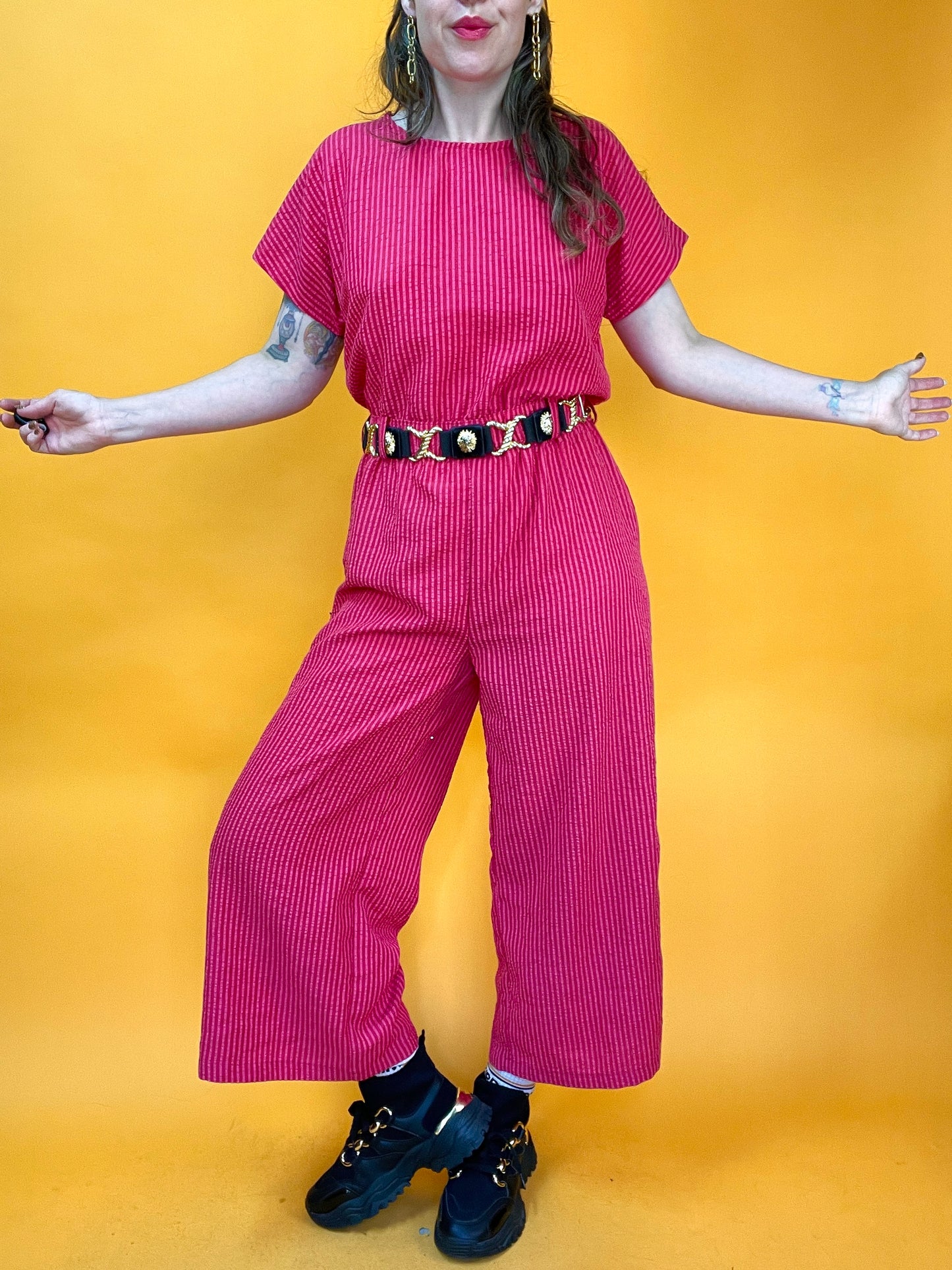 Lässiger pinker Jumpsuit mit weitem Bein