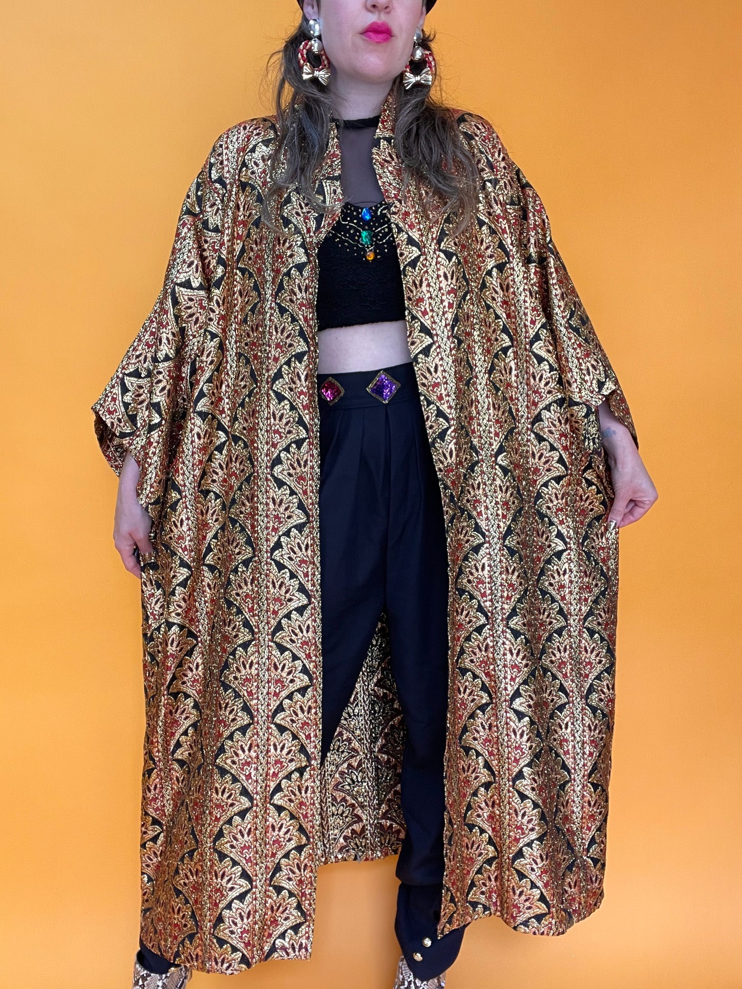 Famoser langer Kimono aus schimmerndem Lurex