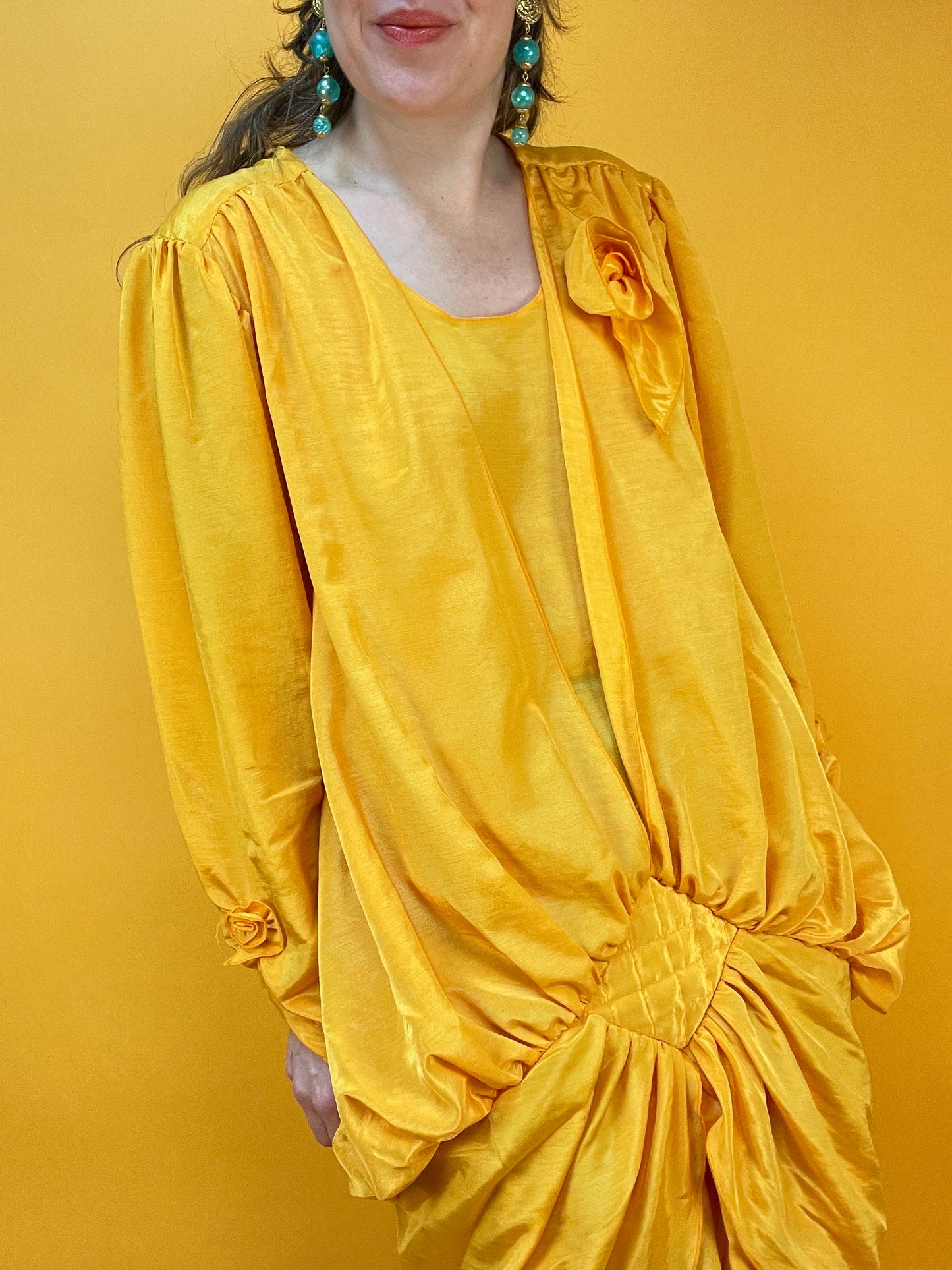 Eidottergelbes 80s Drapedress