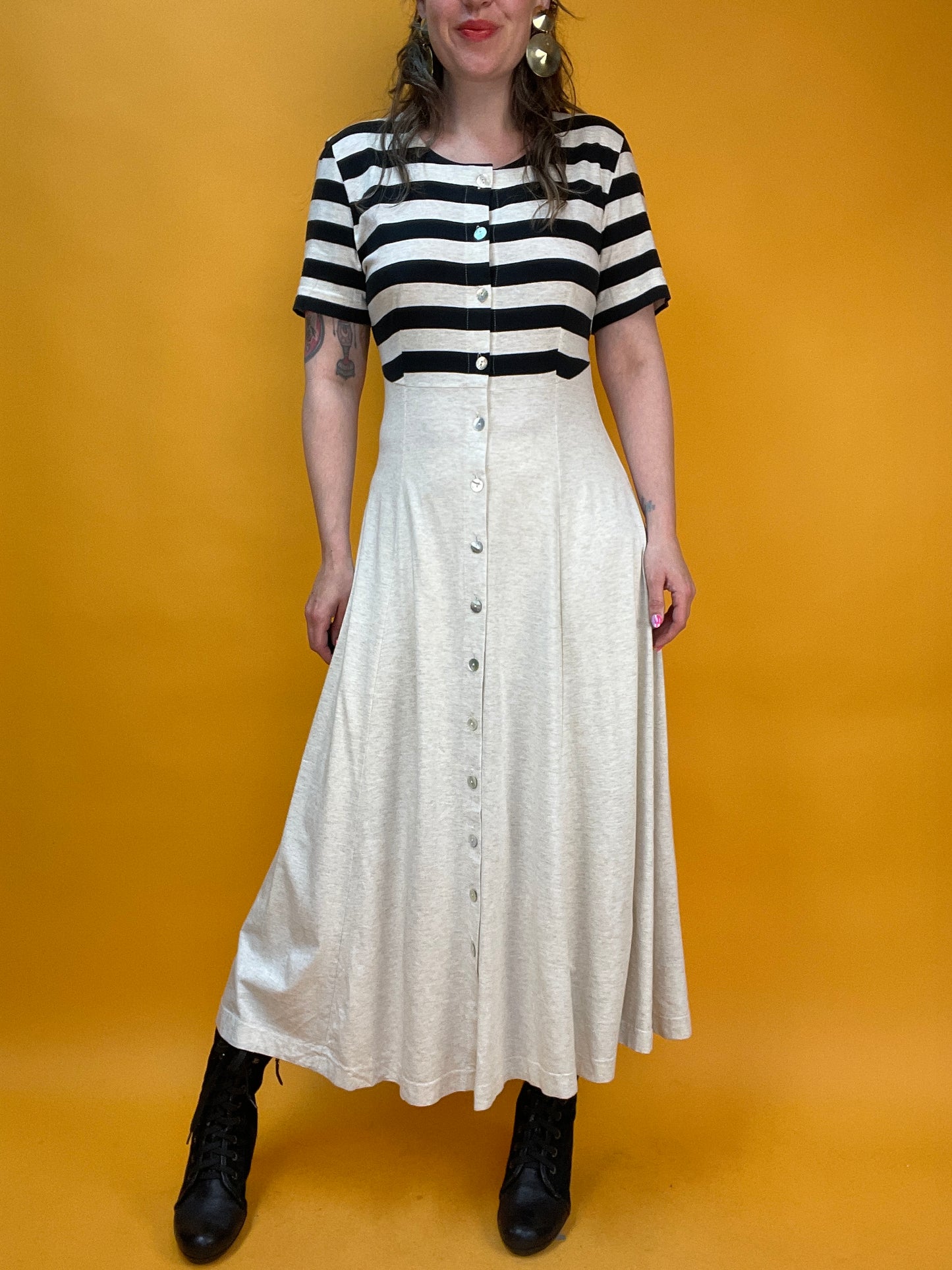 Knöchellanges Sommerkleid im „French-Chic“-Streifenlook