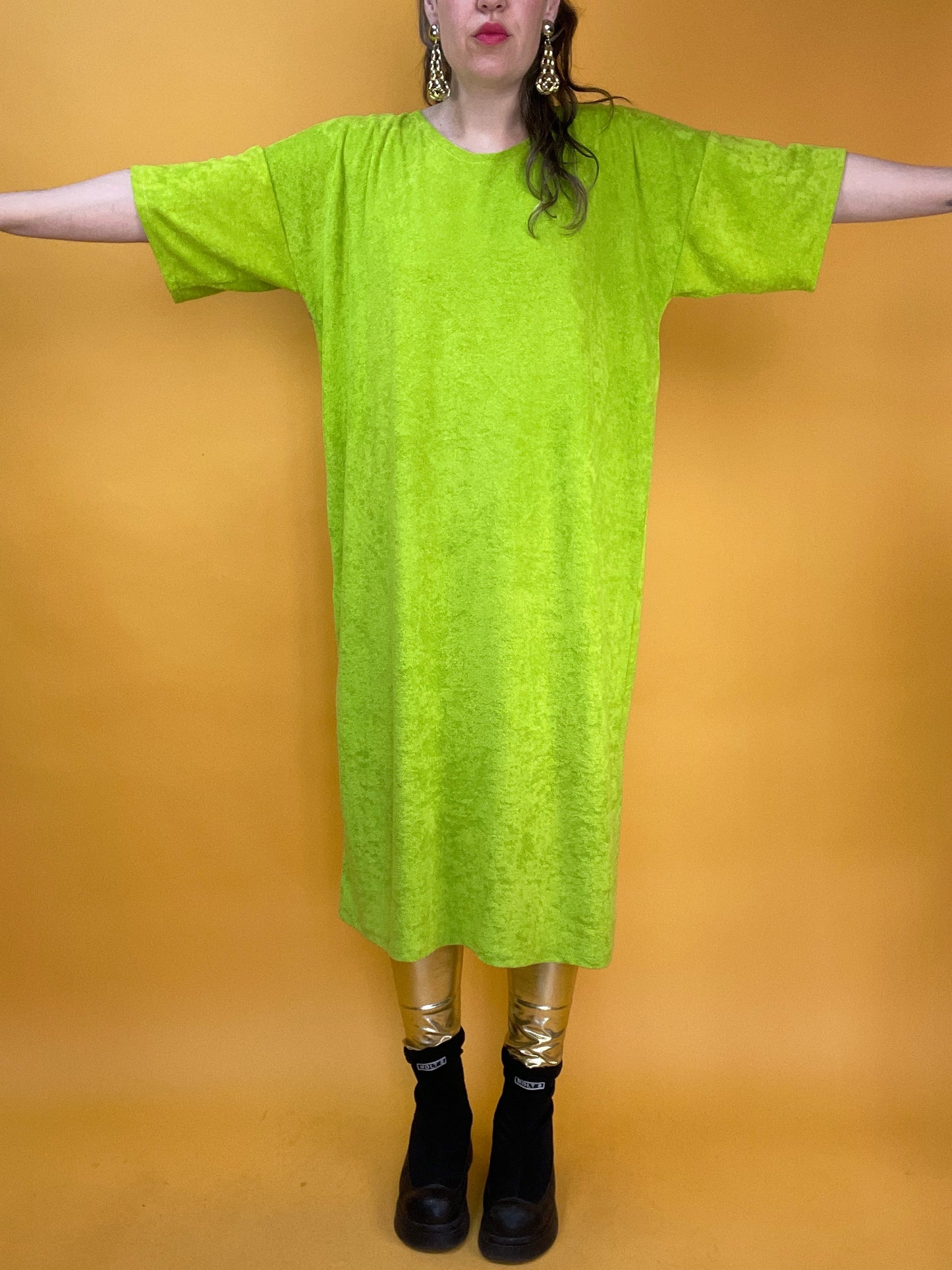 Funky Neon-Shirtkleid aus Frottee