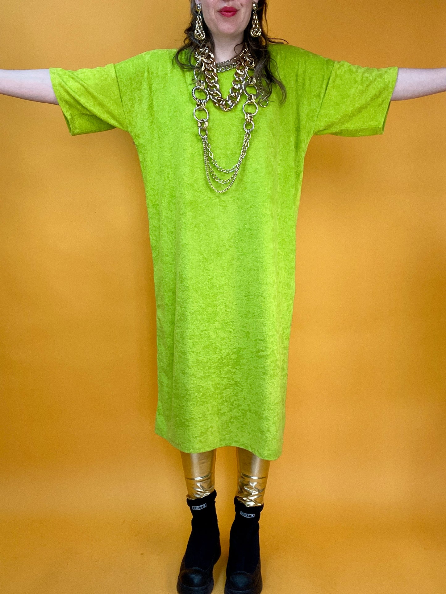 Funky Neon-Shirtkleid aus Frottee