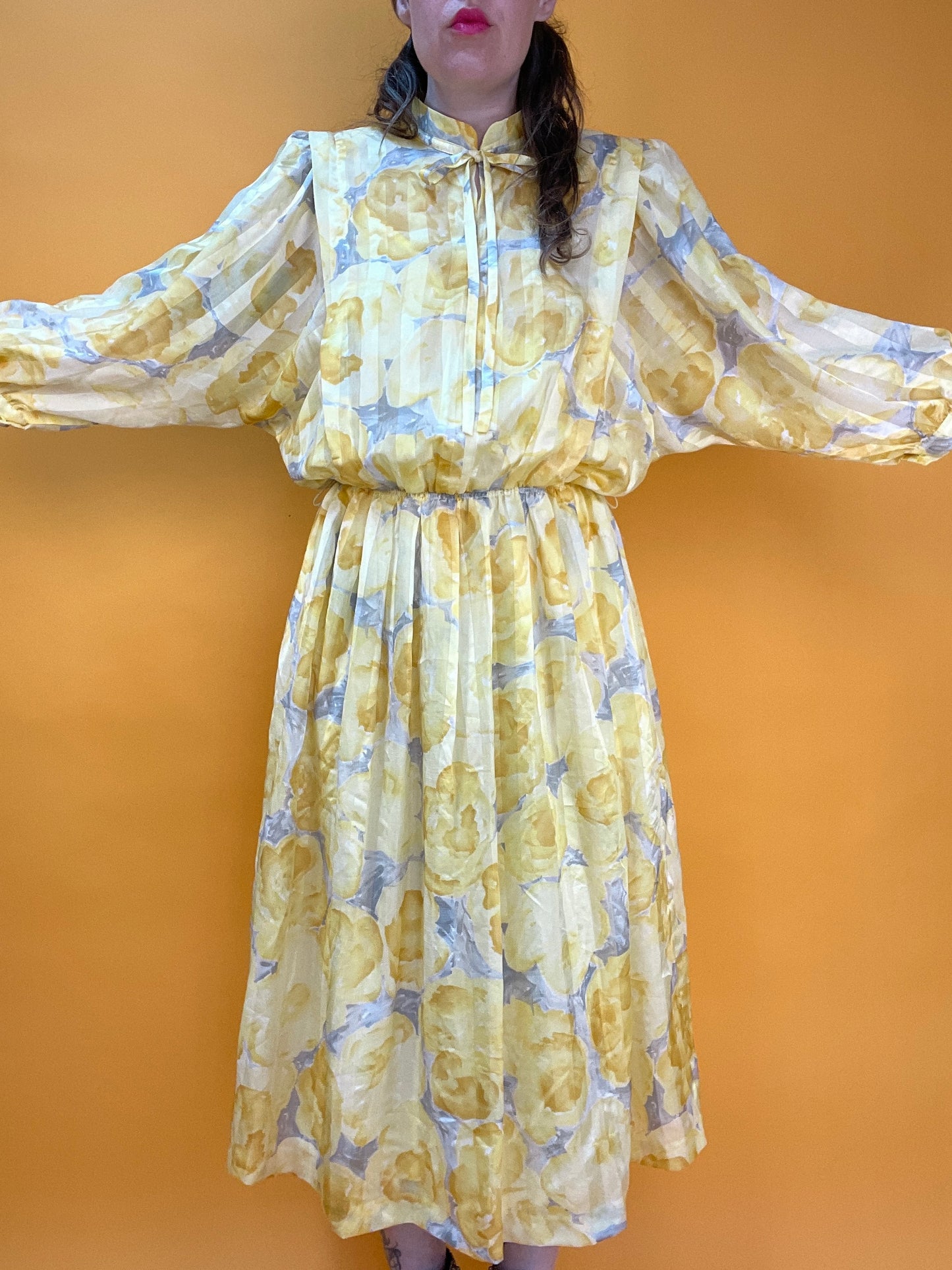 Sommerkleid von Lucie Linden mit Fledermausärmeln und tollem Blumenprint