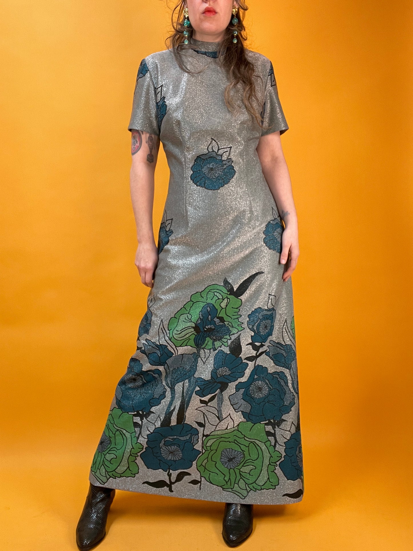 70s Maxikleid mit XXL Blumenmuster in Jugendstil Design