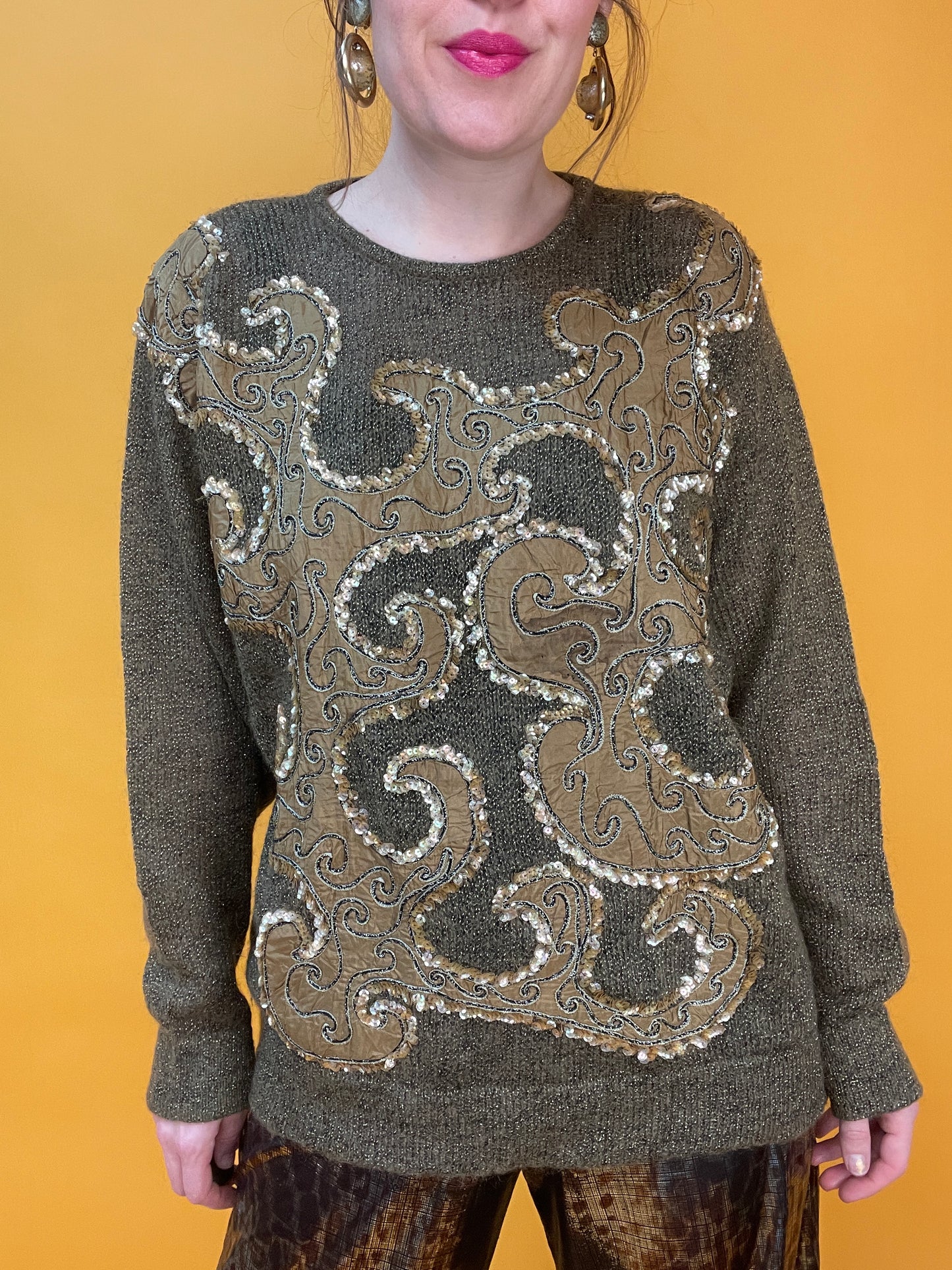 Kuschelweicher Kid-Mohair Pullover mit Paillettenbestickung