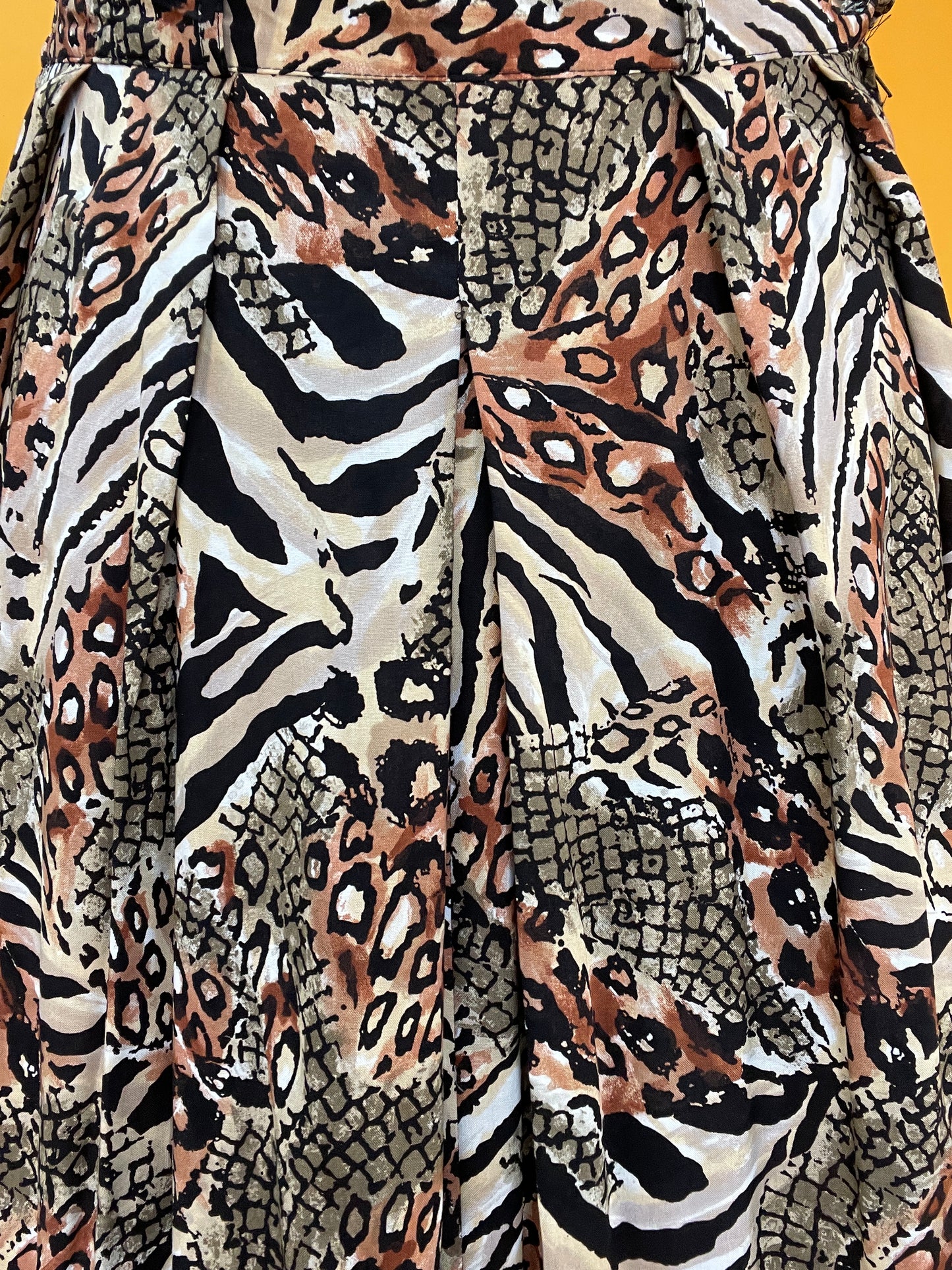 Luftig-lässiger Animalprint-Sommerrock