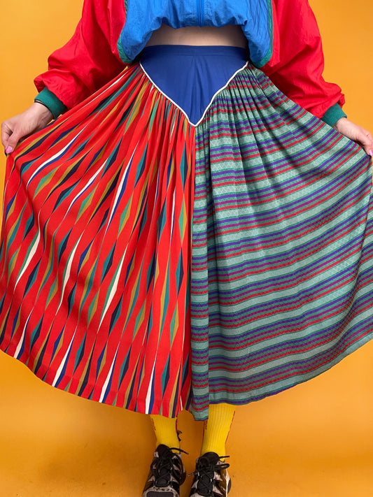 Funky handmade Midirock aus supercoolen Knüllerprints