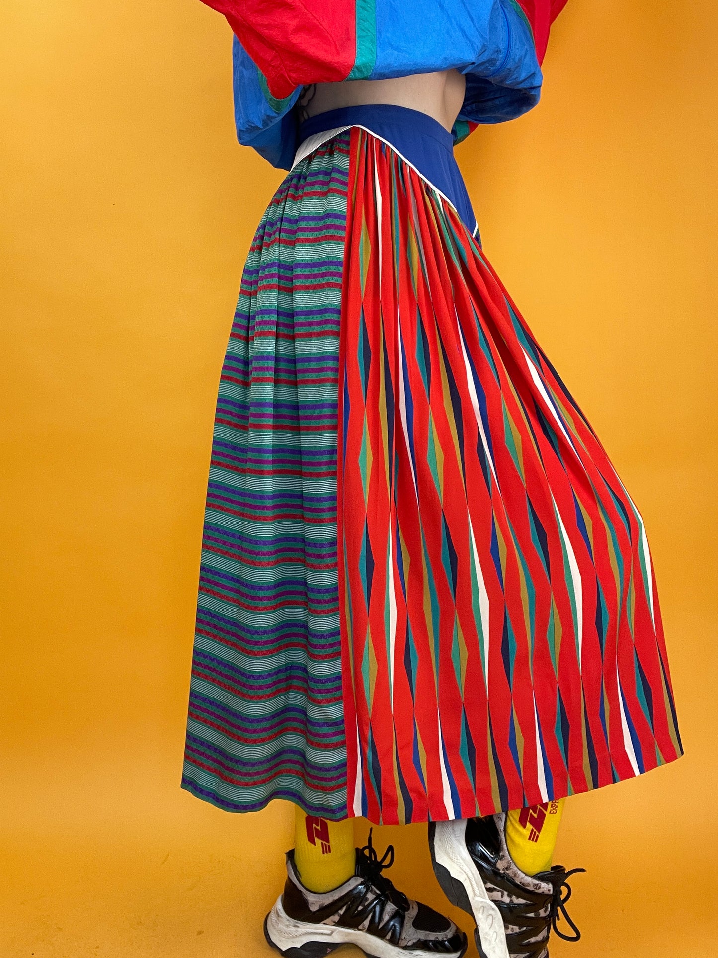 Funky handmade Midirock aus supercoolen Knüllerprints