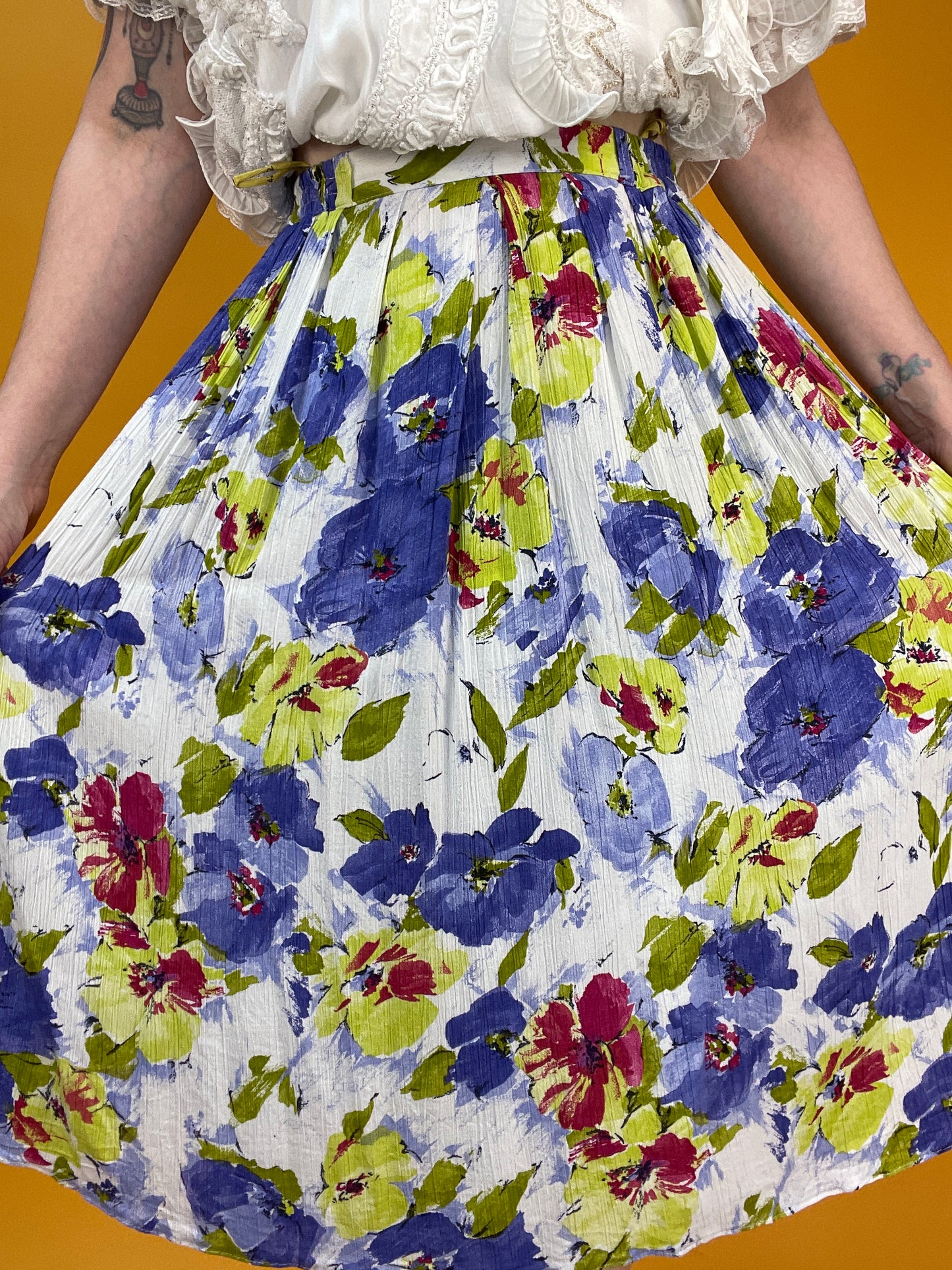 80s/90s Sommerrock mit Neon-Mohnblumenprint