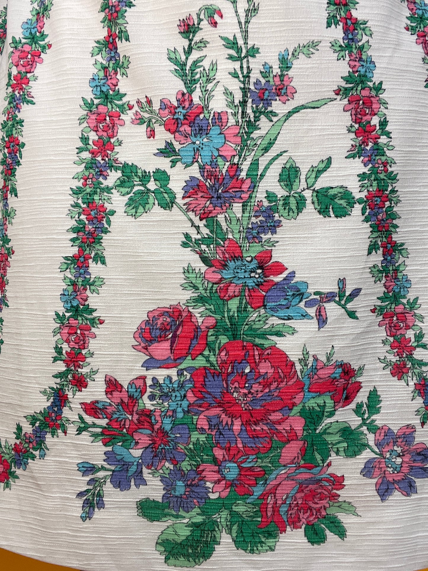 Anmutiges 70s Set mit allerschönstem Blumenprint