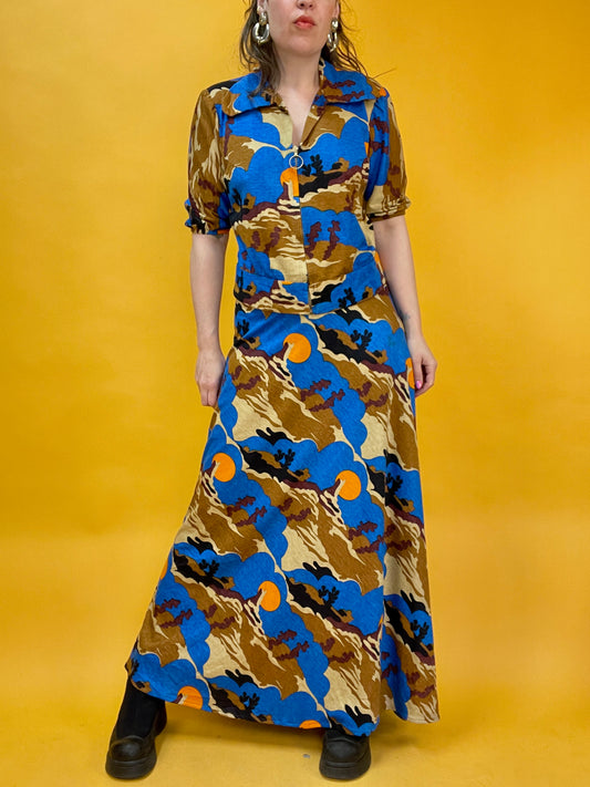 Famoser 70s Jersey Zweiteiler mit sommerlichem Wüstenszenario