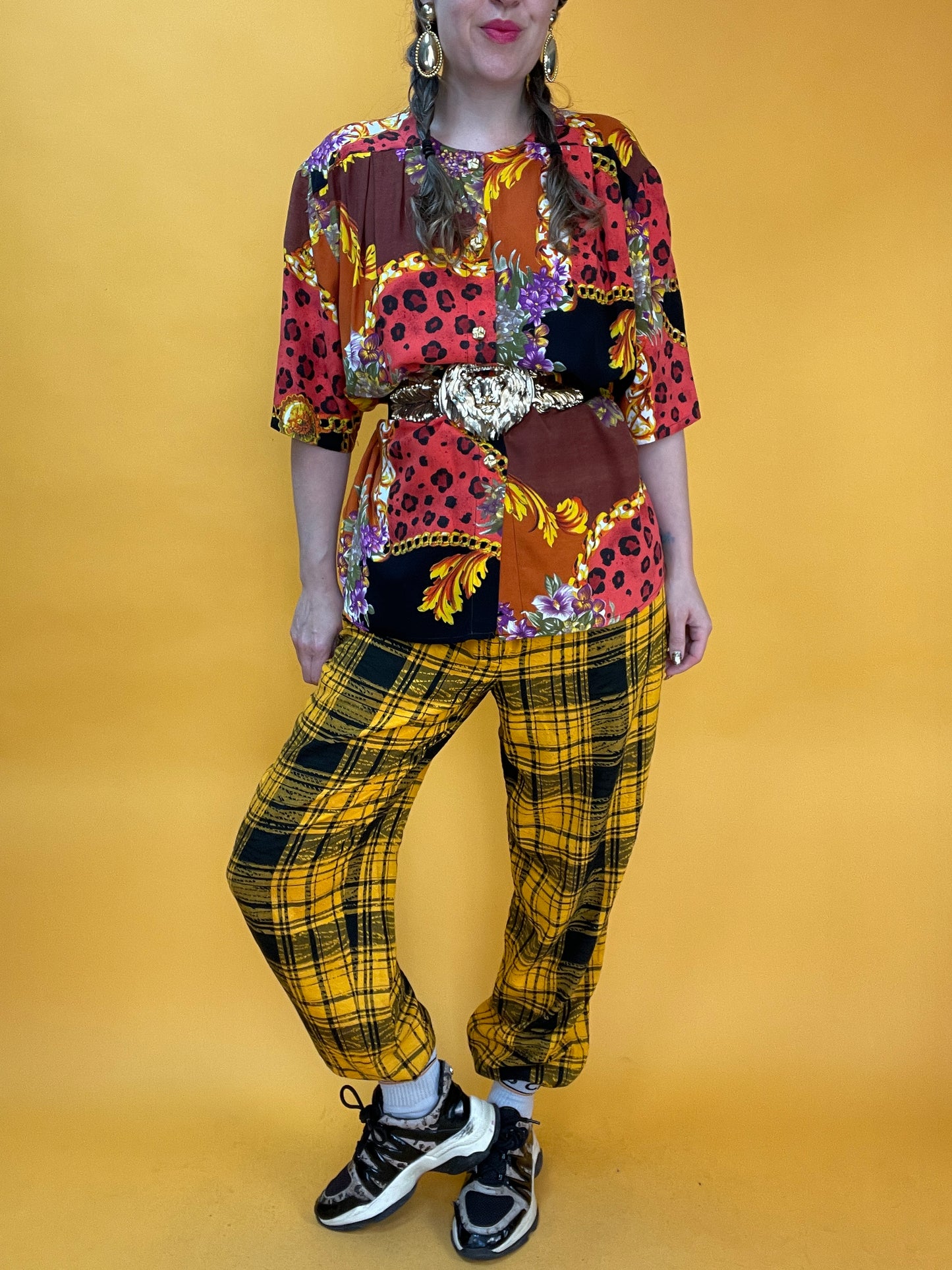 Opulent bedrucktes 80s/90s Animalprint-Barockshirt in peachy Farbkombi