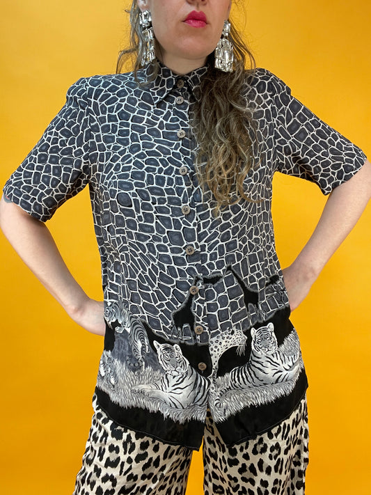 Wild bedrucktes 80s/90s Animal-Szenerie Shirt