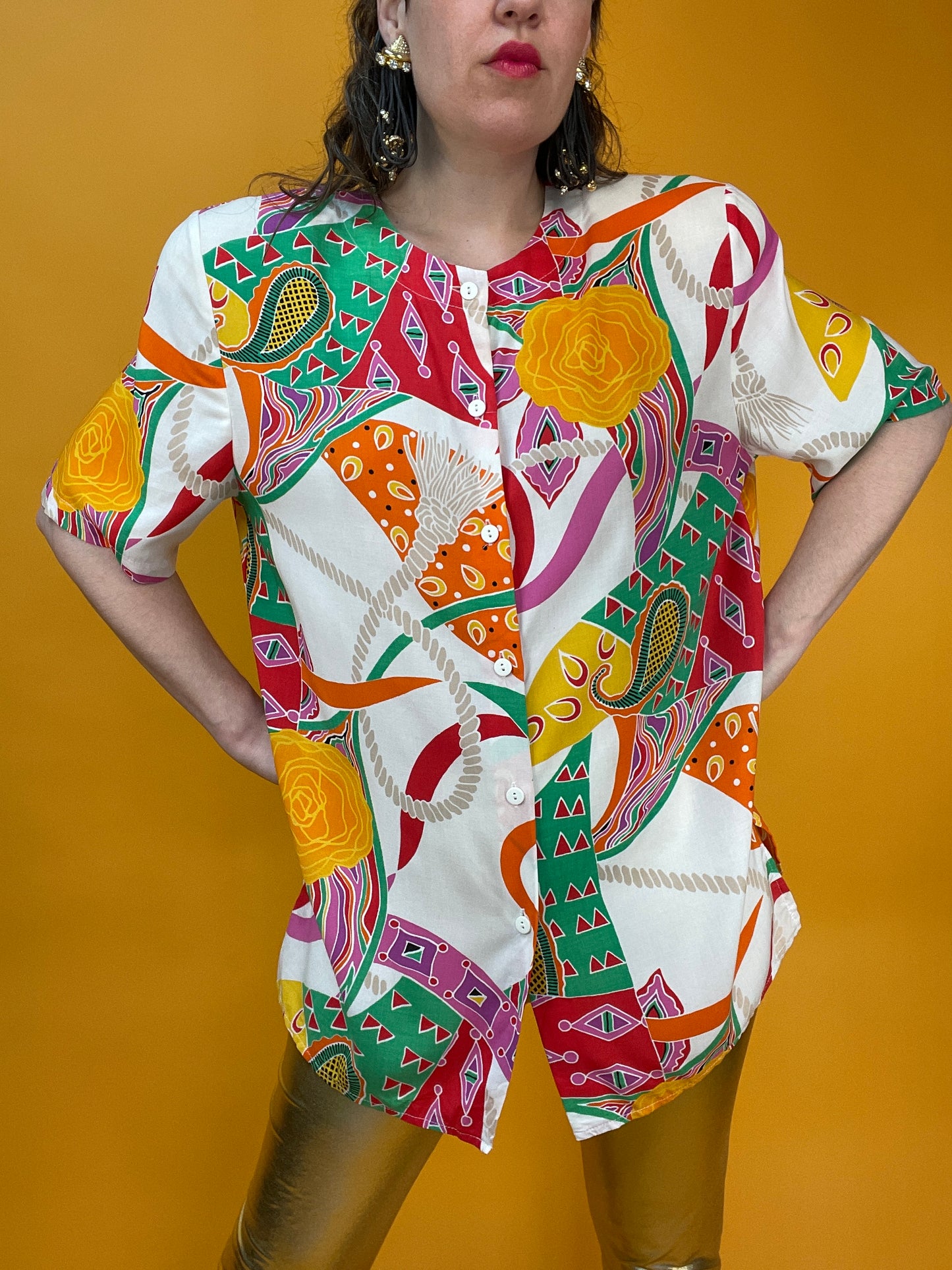 Knüller Sommerblusenshirt mit wildem 80s Geoprint