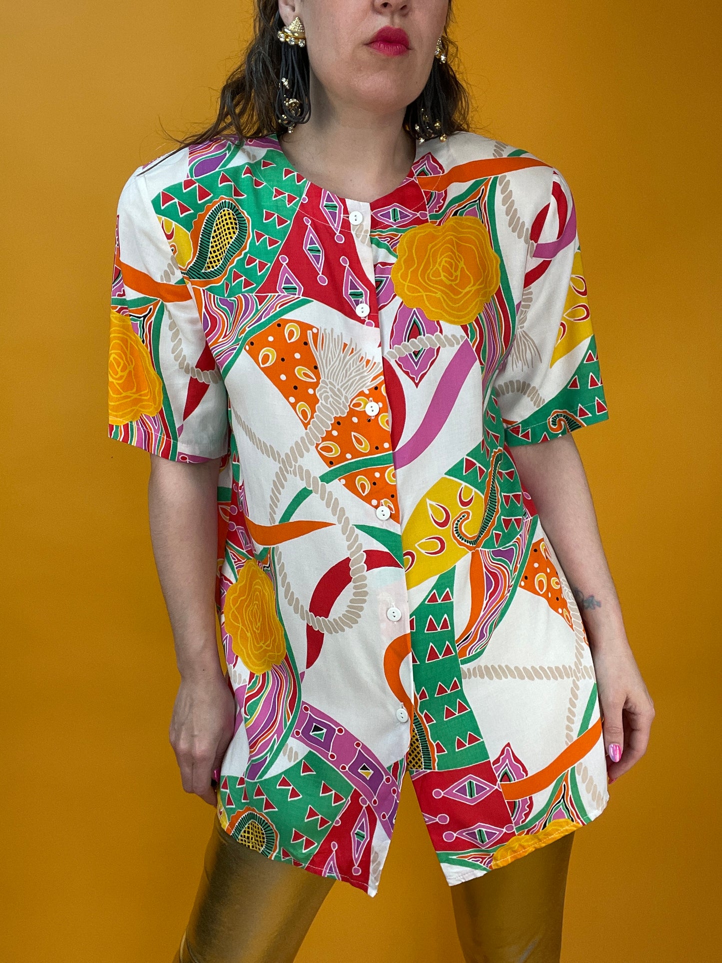 Knüller Sommerblusenshirt mit wildem 80s Geoprint