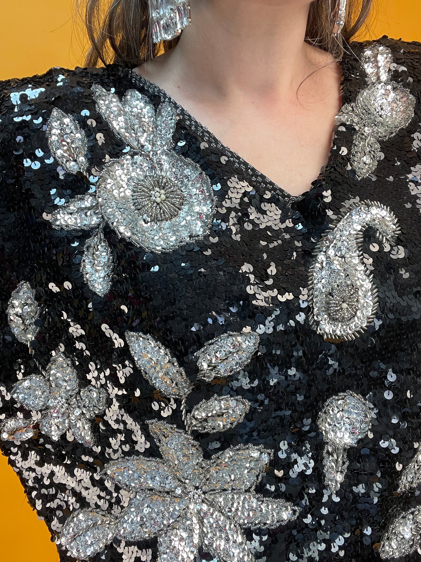 Opulent besetztes 80s Paillettenshirt