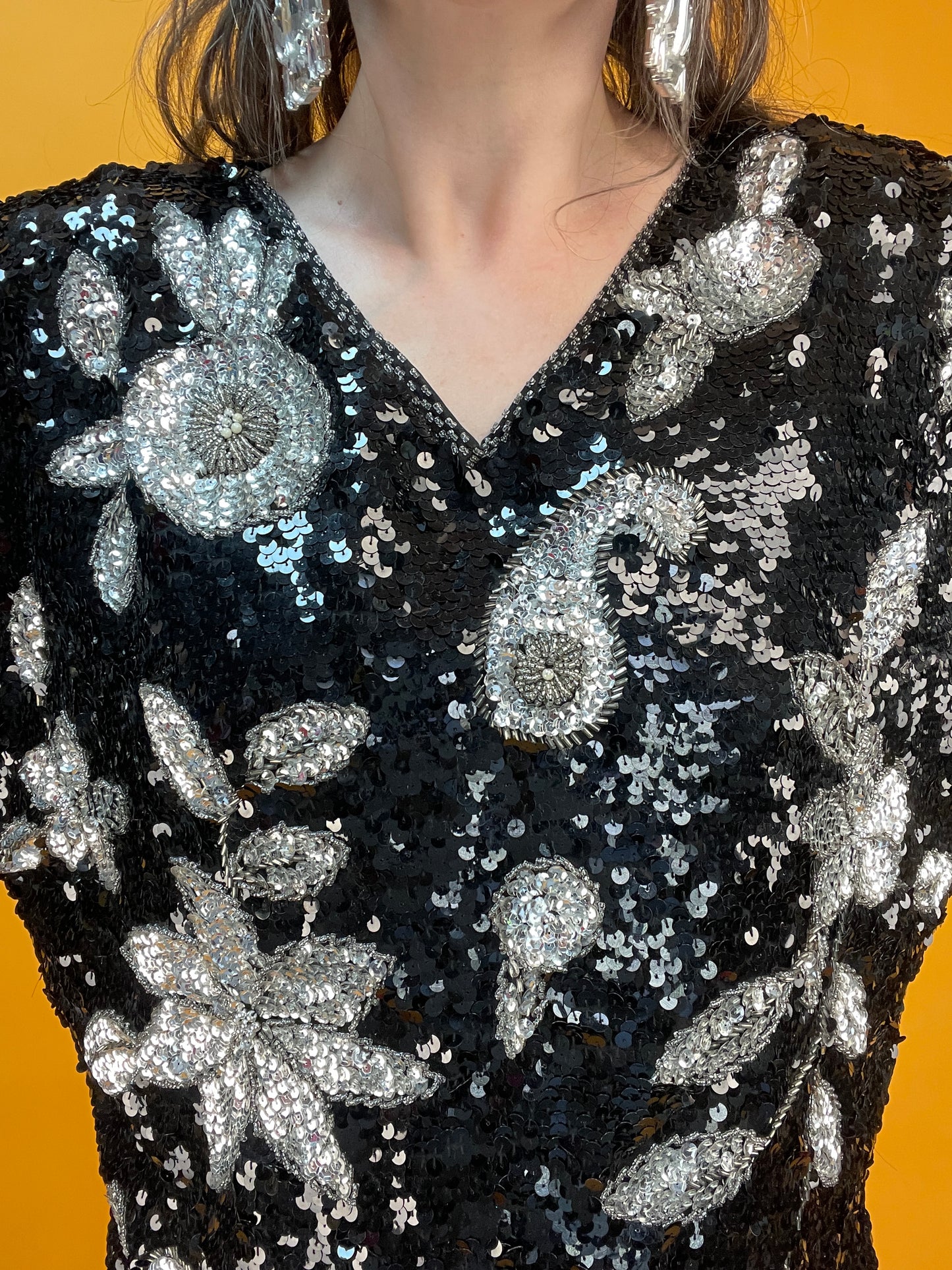 Opulent besetztes 80s Paillettenshirt