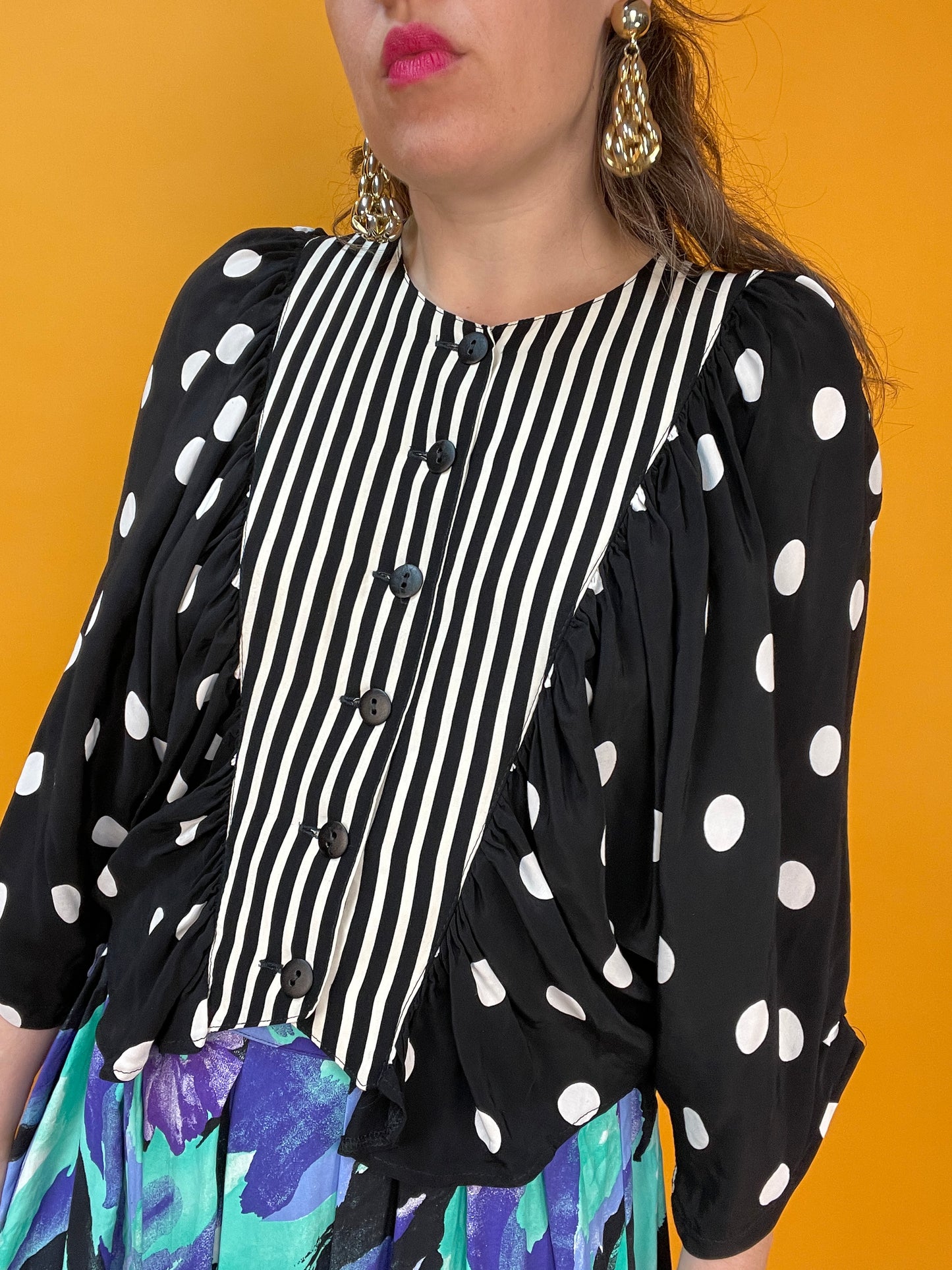 Ultracooles 80s Blusenshirt mit gerafft angesetzten Ärmeln