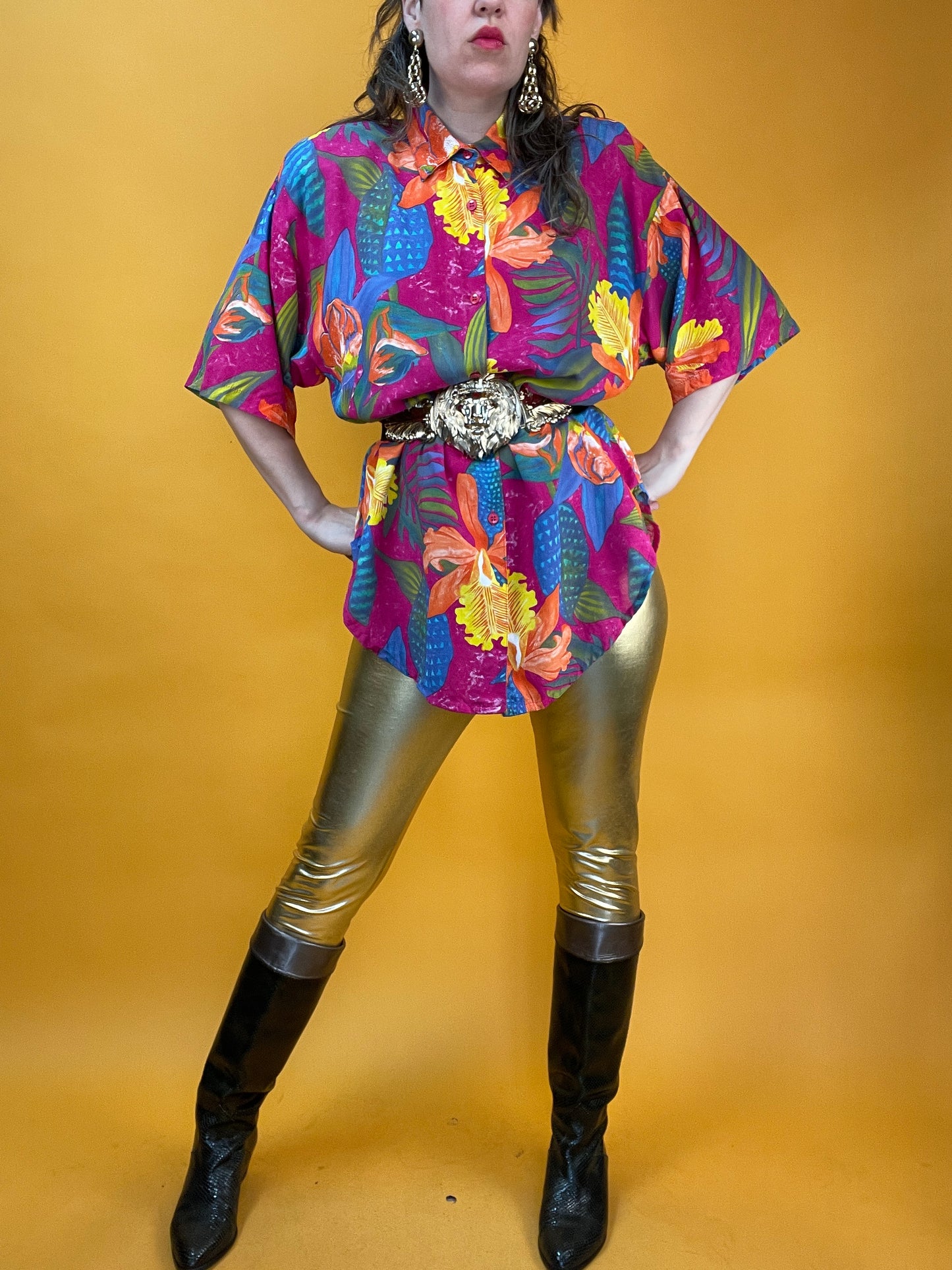 Knalliges 80s/90s Sommershirt mit exotischem Blumenprint