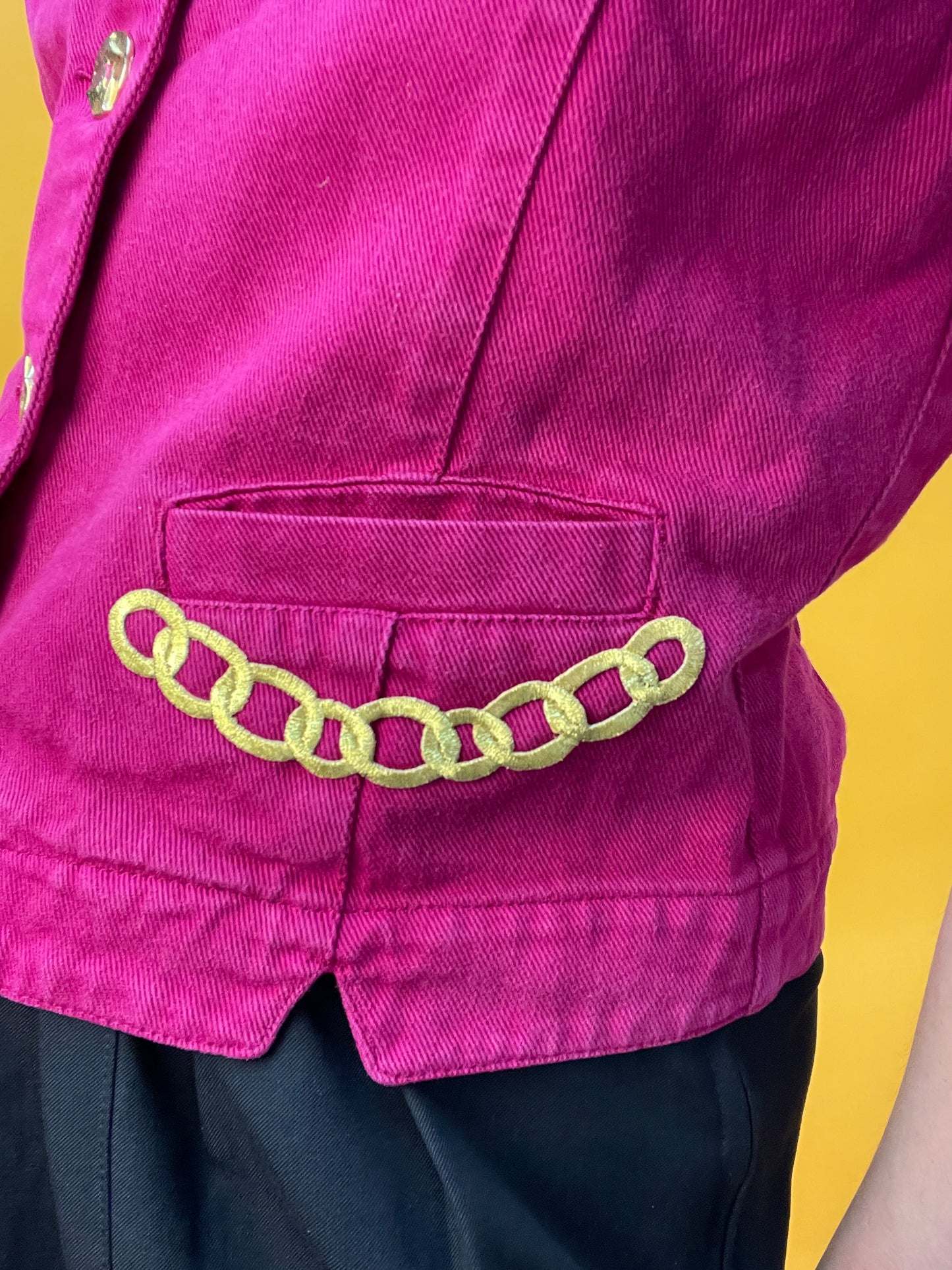 Fesche Denimweste in knalligem Pink