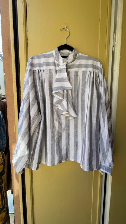 80s Streifenbluse mit Rüschendekor am Hals