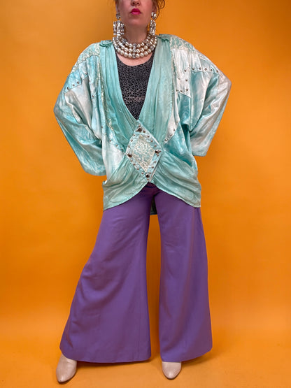Opulentes 80s Blusenjackenshirt mit Nieten und Spitzenbesatz