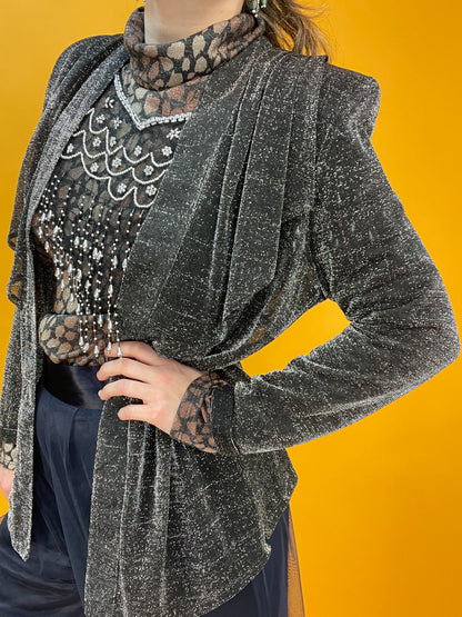 Silbernes Open Front Lurexshirt mit Volantkragen