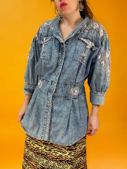 80s Denim Shirtjäckchen mit Spitze und Nieten