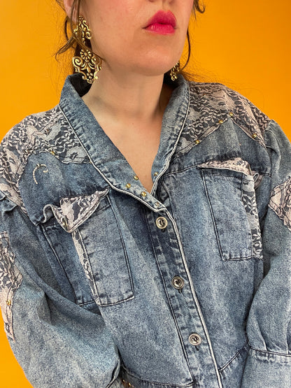 80s Denim Shirtjäckchen mit Spitze und Nieten