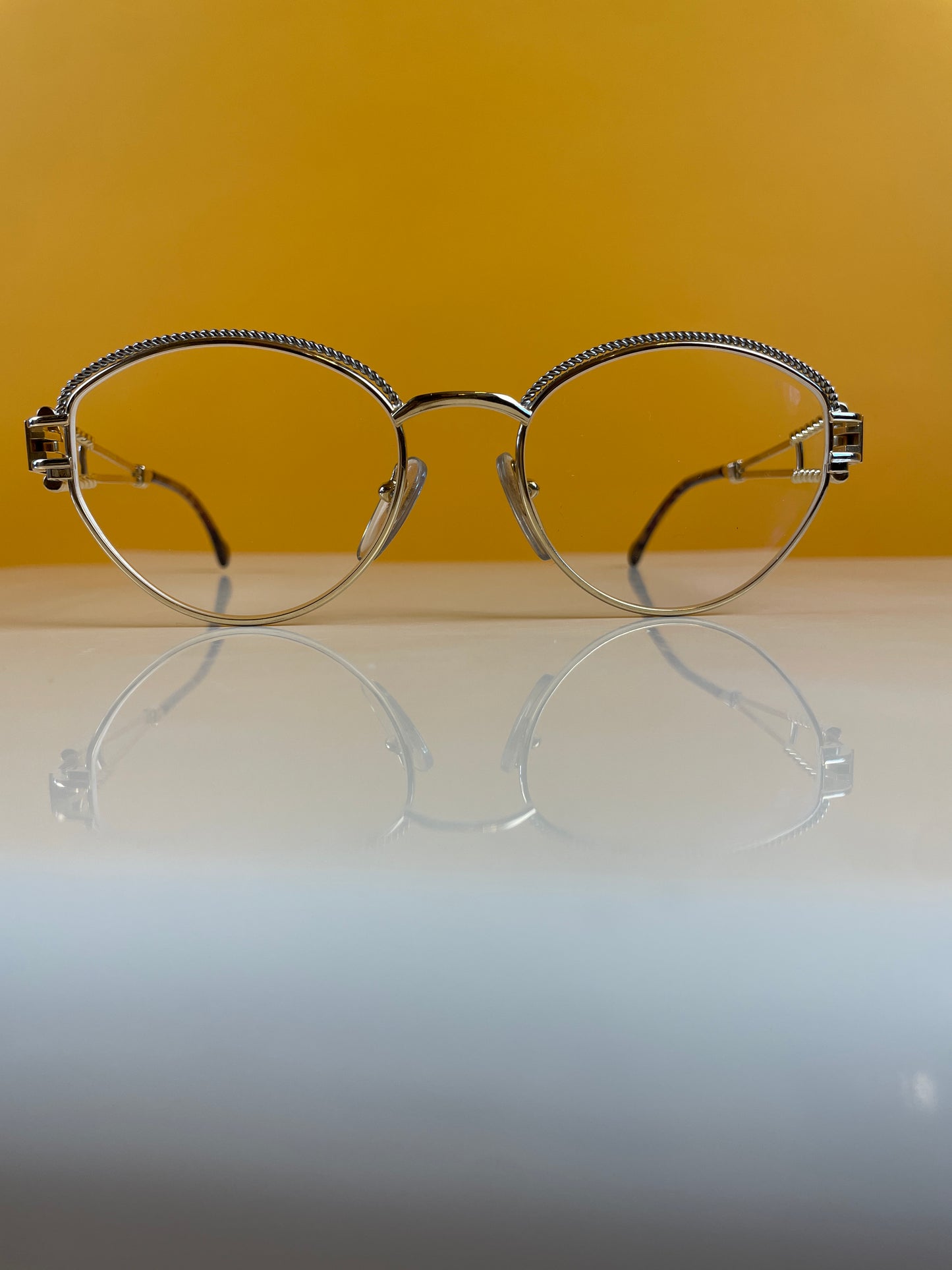 Elegante Vintage Brille mit Karat vom Designer Label Henry Julien