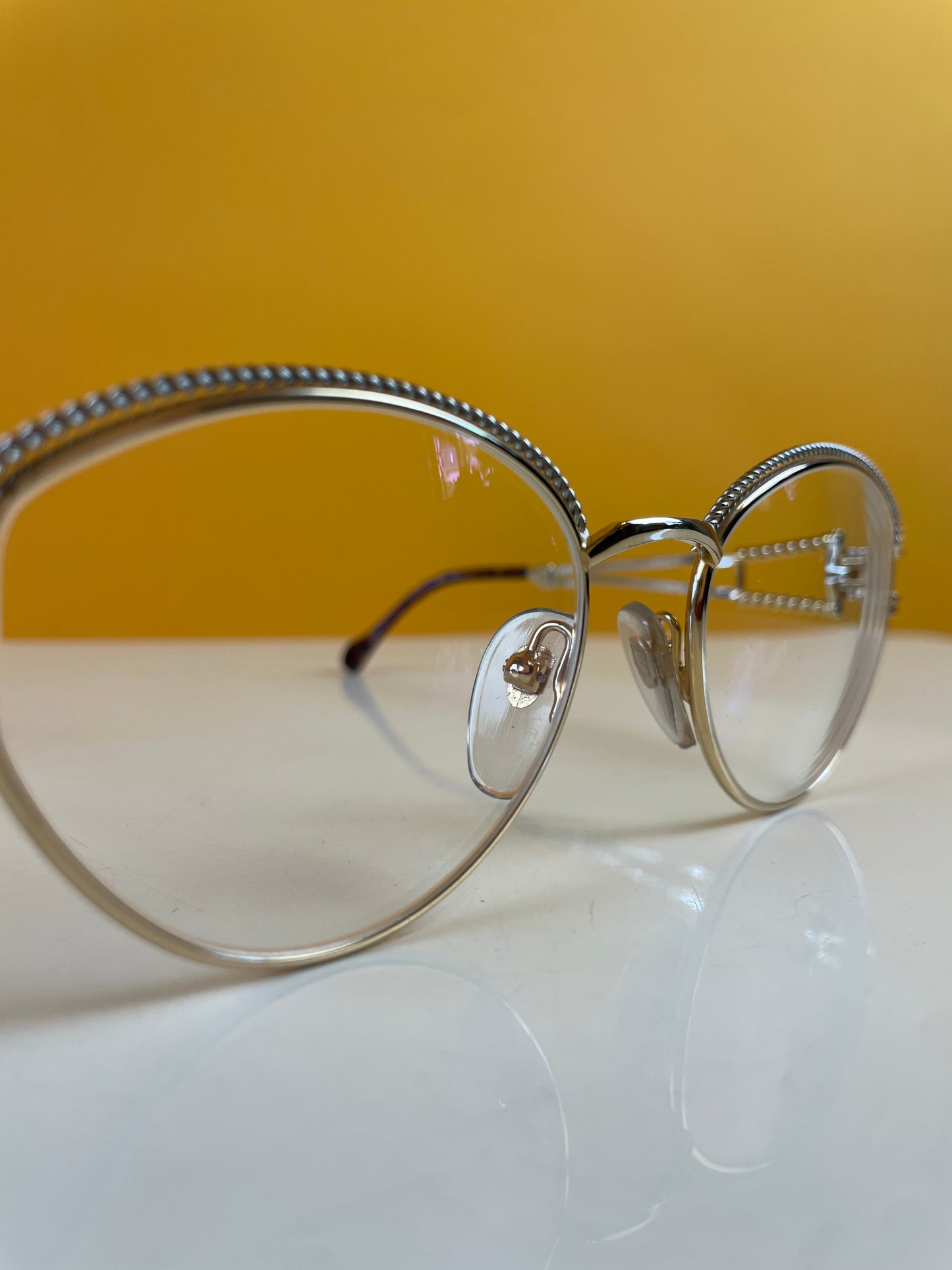 Elegante Vintage Brille mit Karat vom Designer Label Henry Julien