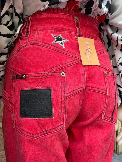 Fesche 80s/90s Denimpants mit funky Applikationen und Nieten