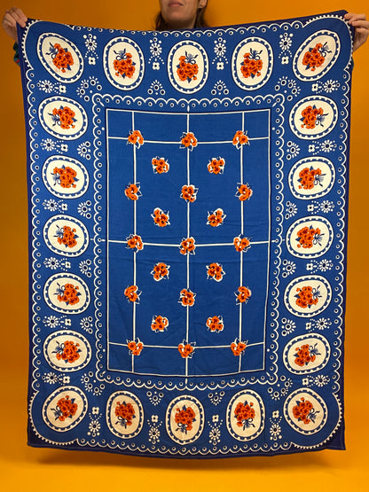 70s Delft Blue Tischdecke mit Blumenbouquet Design