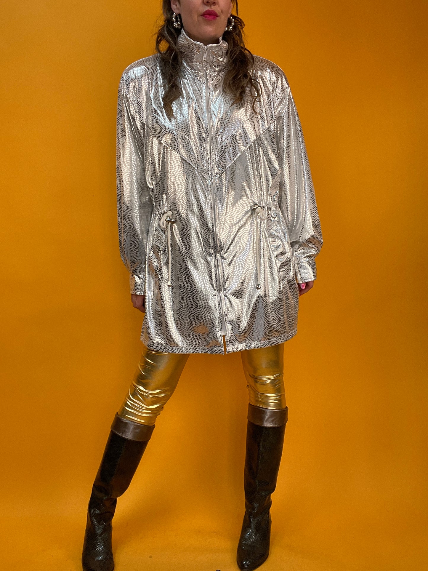 80s/90s Übergangsjacke in ultrastark glänzendem silbernem Discokugel-Print