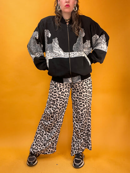 Dünner 80s Sommerblouson mit großen Tigern und Leoparden